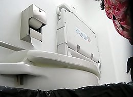 INDIAN MOM BENDS OVER SQUIRTS PEEING