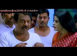 Anushka oily navel show from souryam